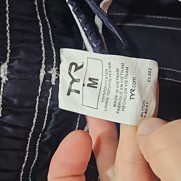 Men's TYR, Swim Trunks, Shorts, Navy Blue, Pockets, Elastic Waist, White Trim, M - Picture 6 of 11